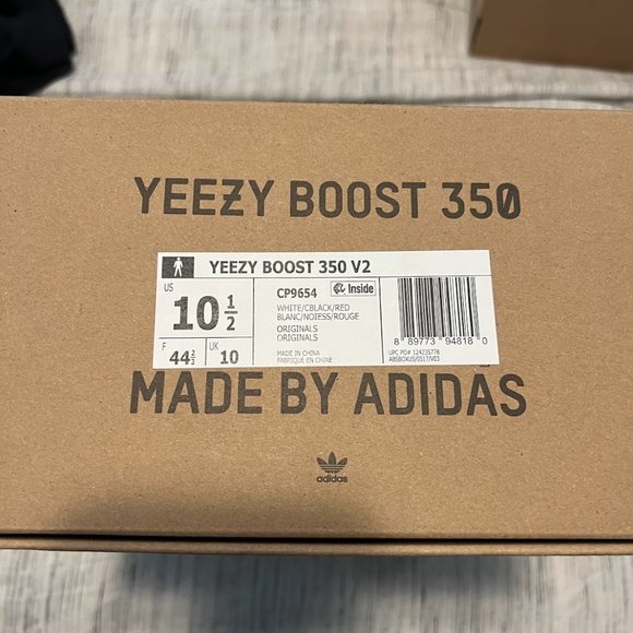 Yeezy 's (7 pair) various styles worn + lightly worn - Picture 13 of 16